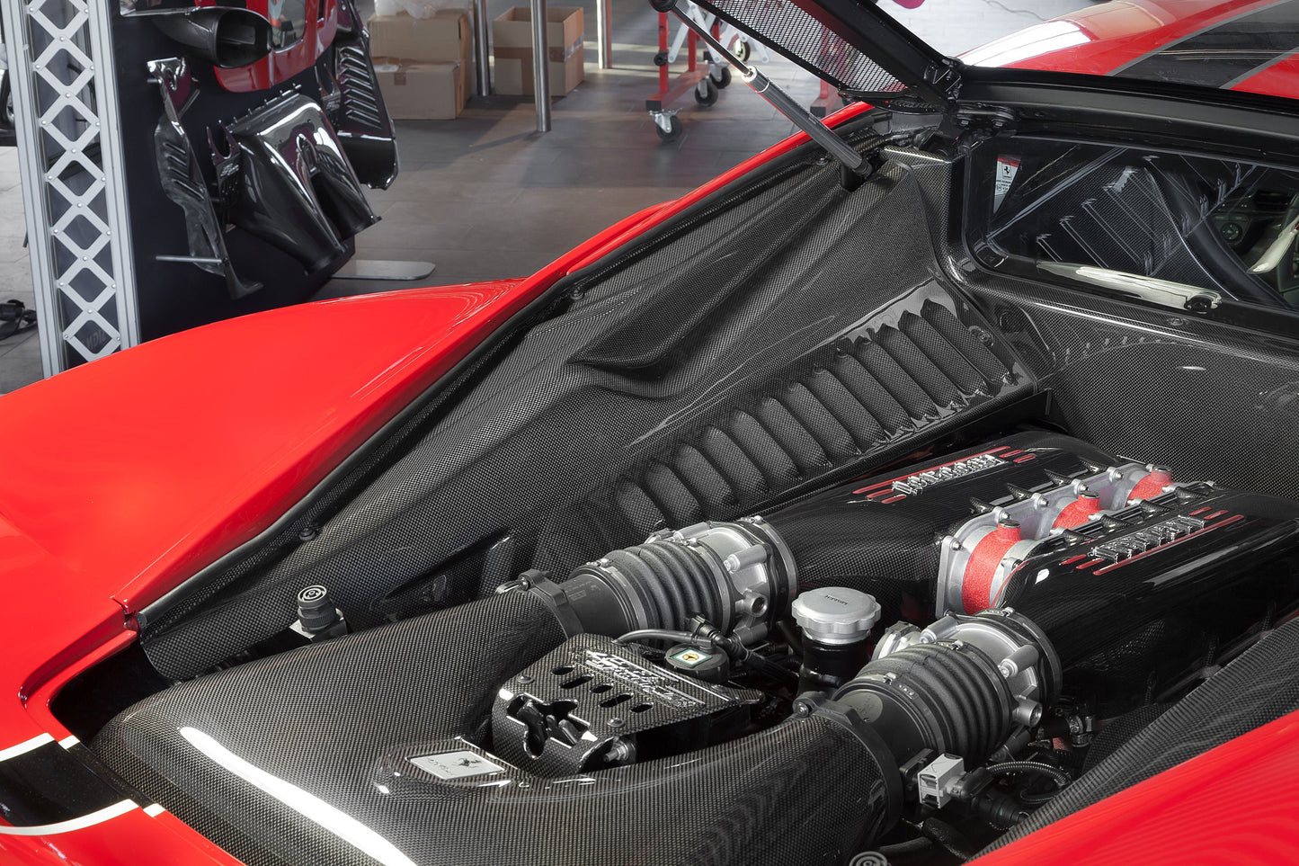 Ferrari 458 Italia - Carbon Fiber Lock Cover