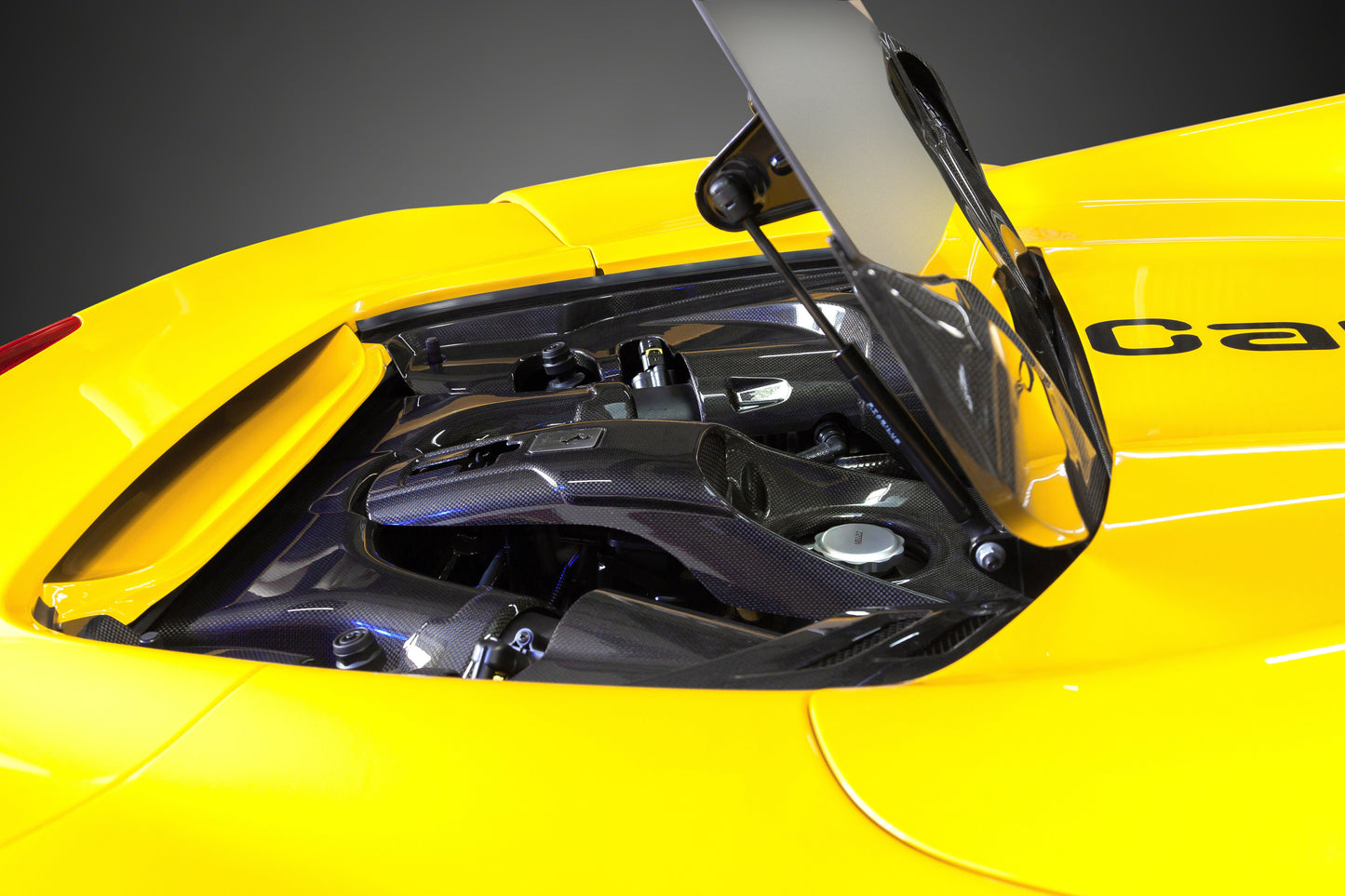 Ferrari 488 GTS / Pista Spider - Carbon Fiber Engine Side Covers