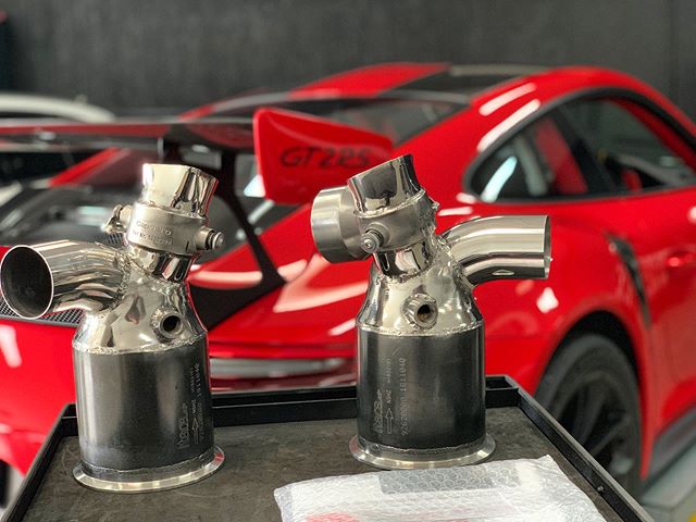 Porsche 991.2 GT2RS - Valved Cat Spare Pipes