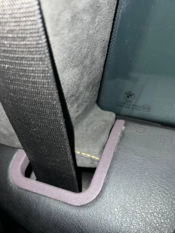 - BMW Z3 Coupe - Seatbelt Trim