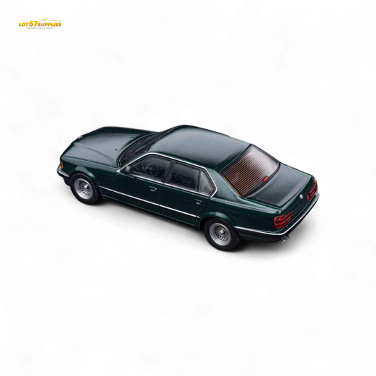 (Pre-Order) DCM BMW E32 7-Series Sedan - Oxford Metallic Green 1:64