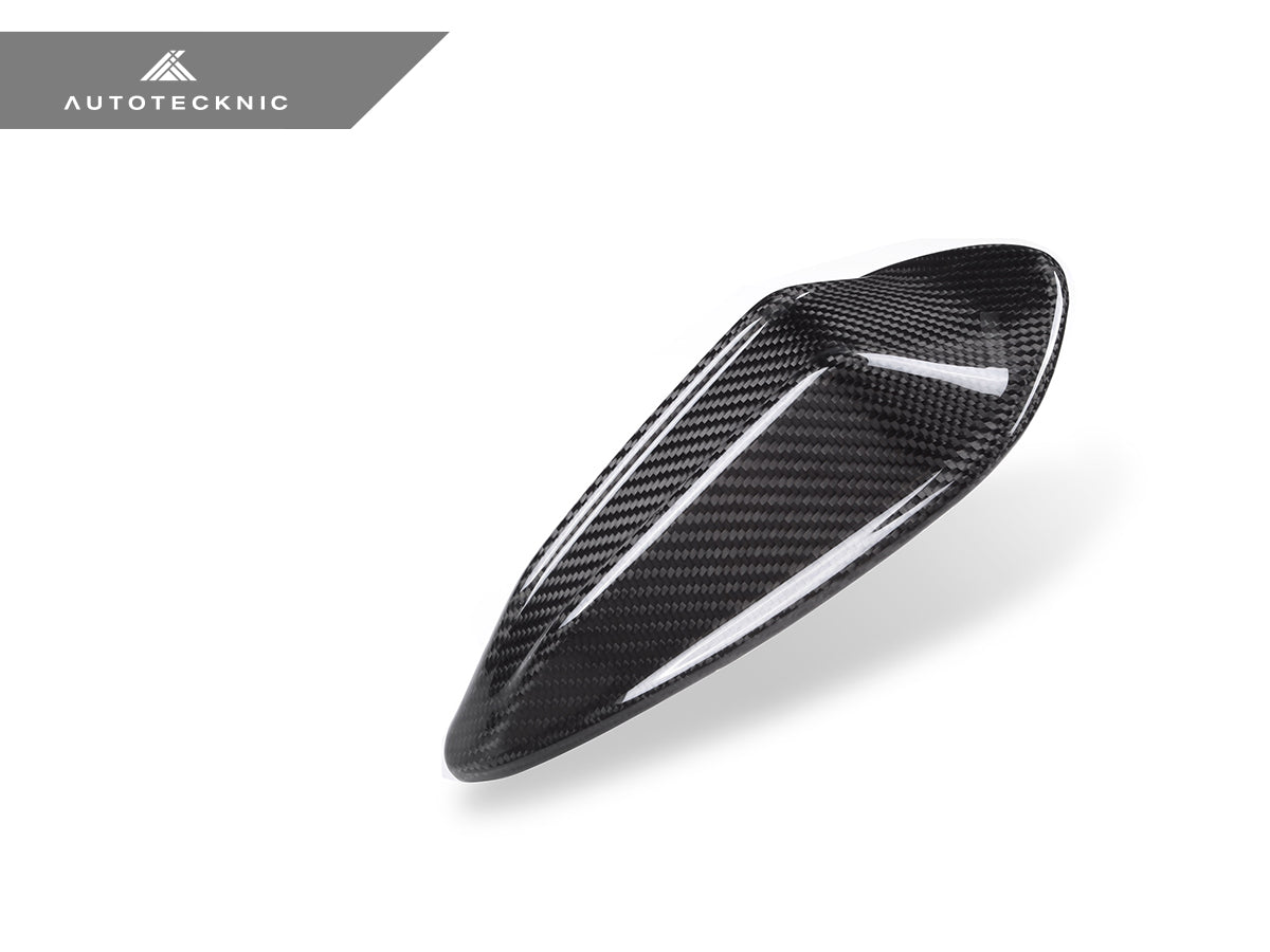 AutoTecknic Dry Carbon Roof Antenna Cover - G22 4-Series LCI