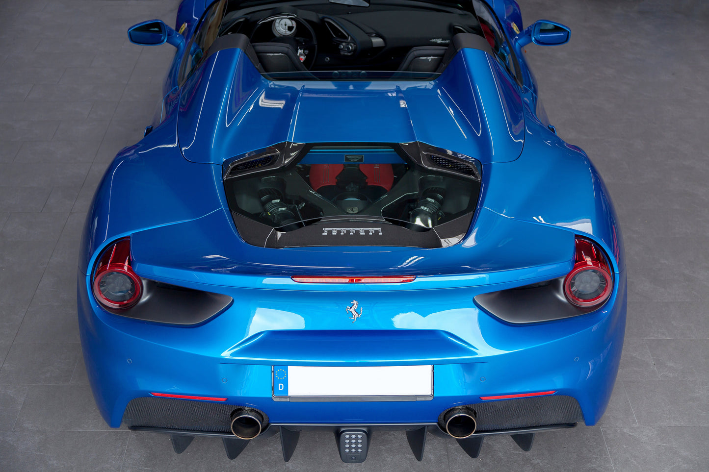 Ferrari 488 GTS/Pista - Carbon Fiber + Glass Bonnet