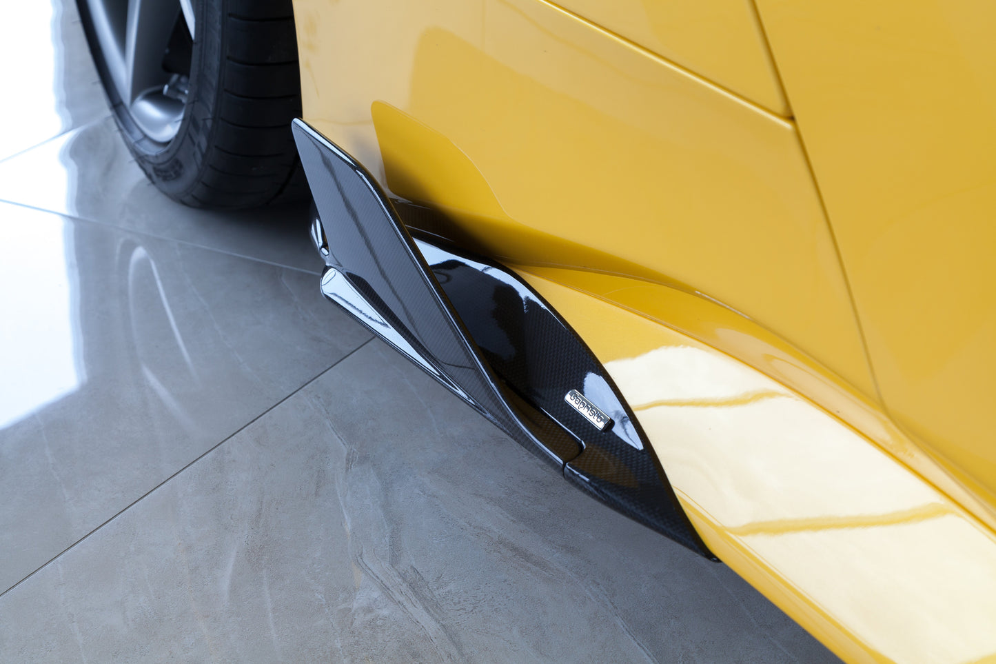 Ferrari 488 - Carbon Fiber Side Fins