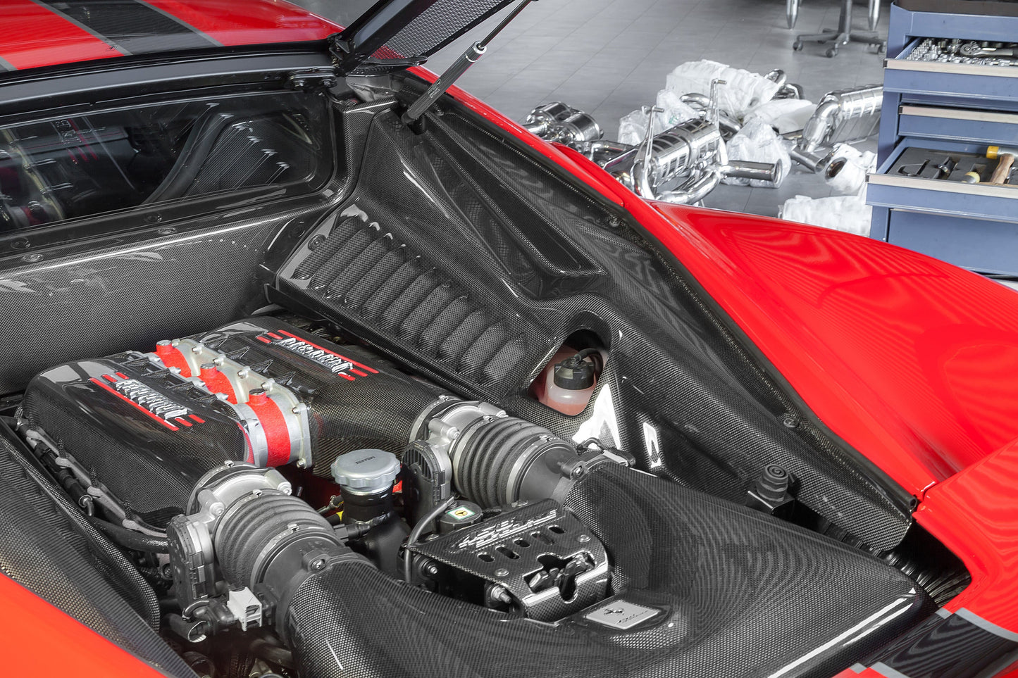 Ferrari 458 Italia - Carbon Fiber Lock Cover