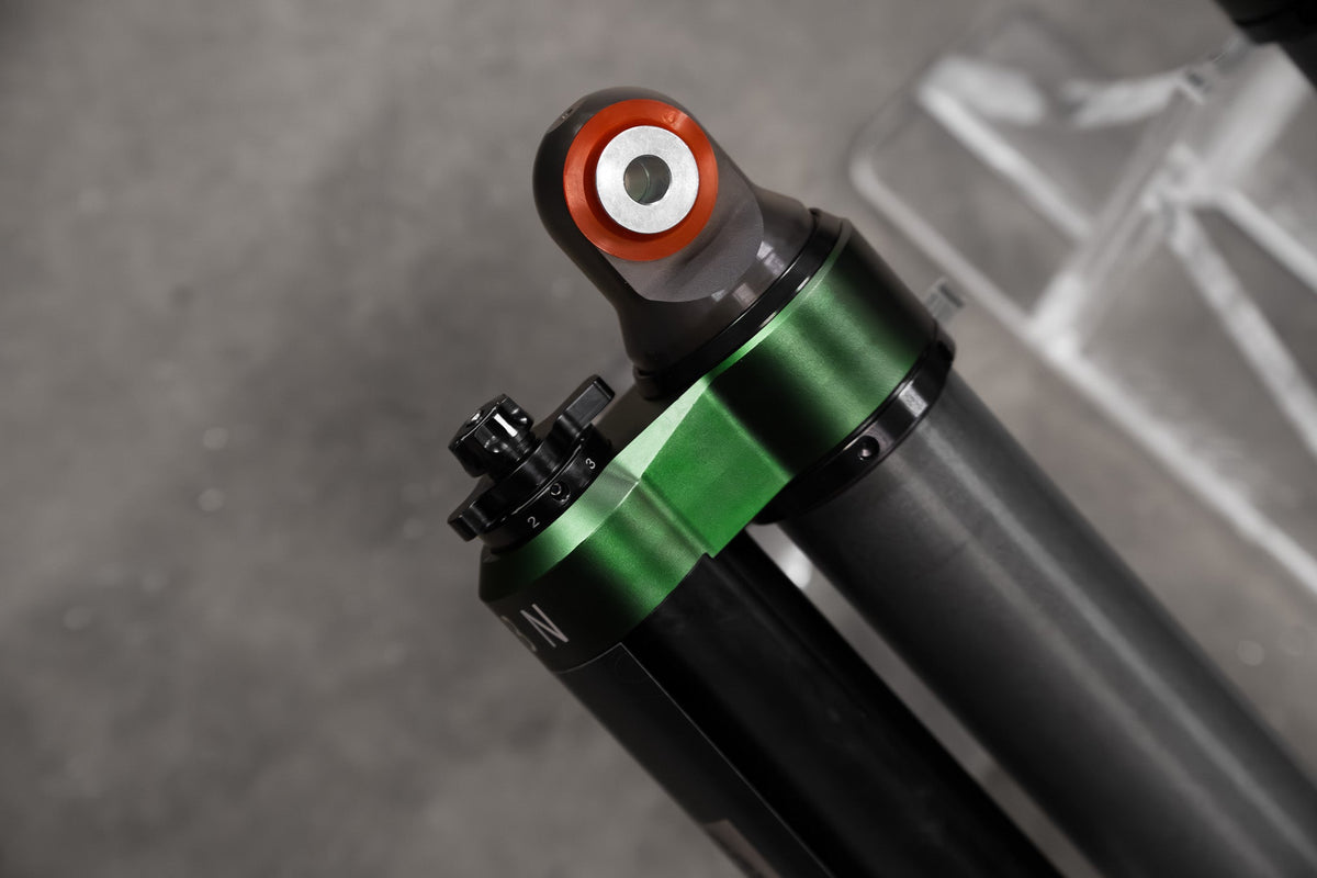BRBN 2.5 Series 3-Way Adjustable Rear Shock Kit - External Reservoir For 2015-2026 Ford F150