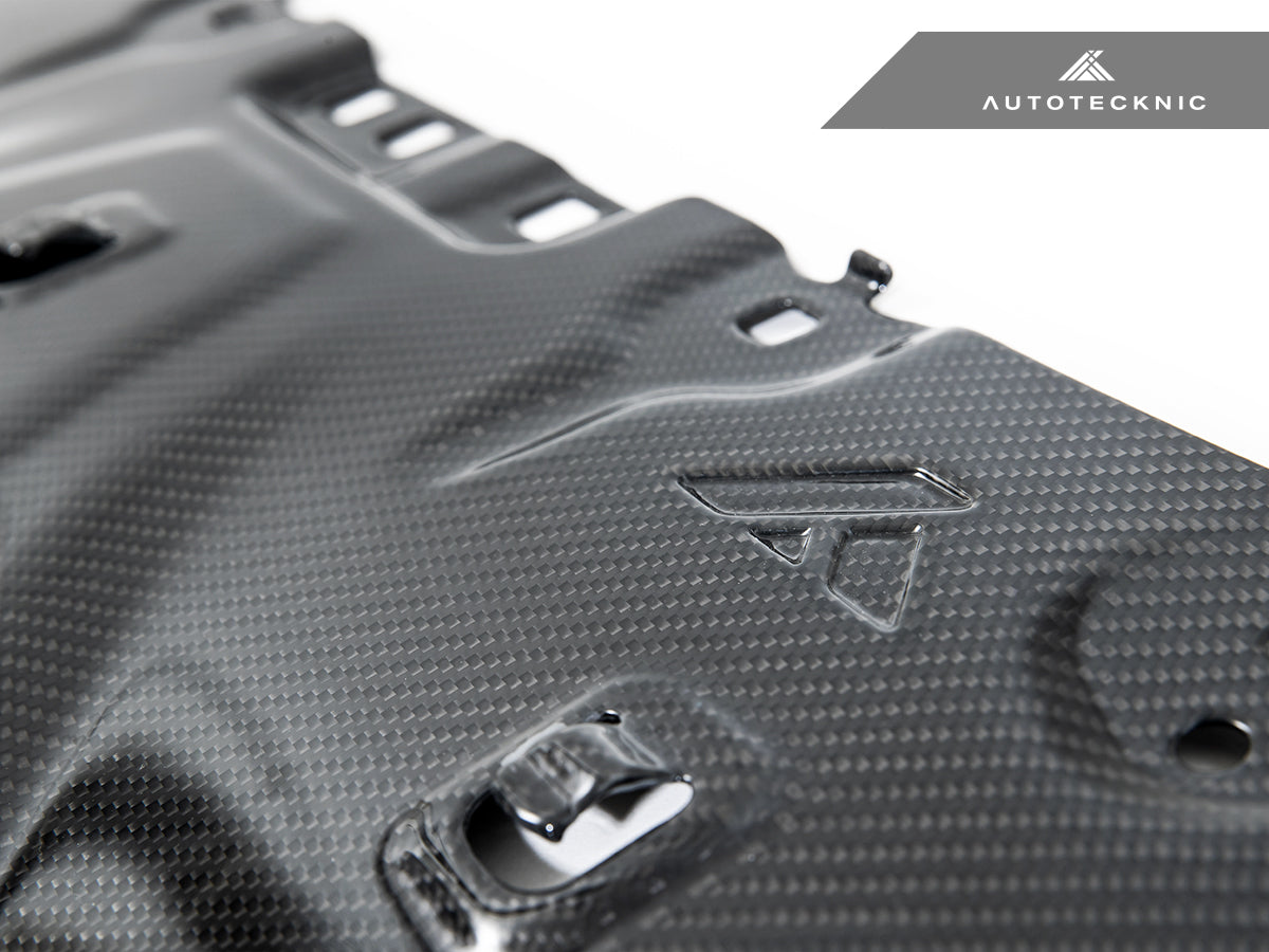 AutoTecknic Dry Carbon Fiber Cooling Shroud - F90 M5 | F91/ F92/ F93 M8