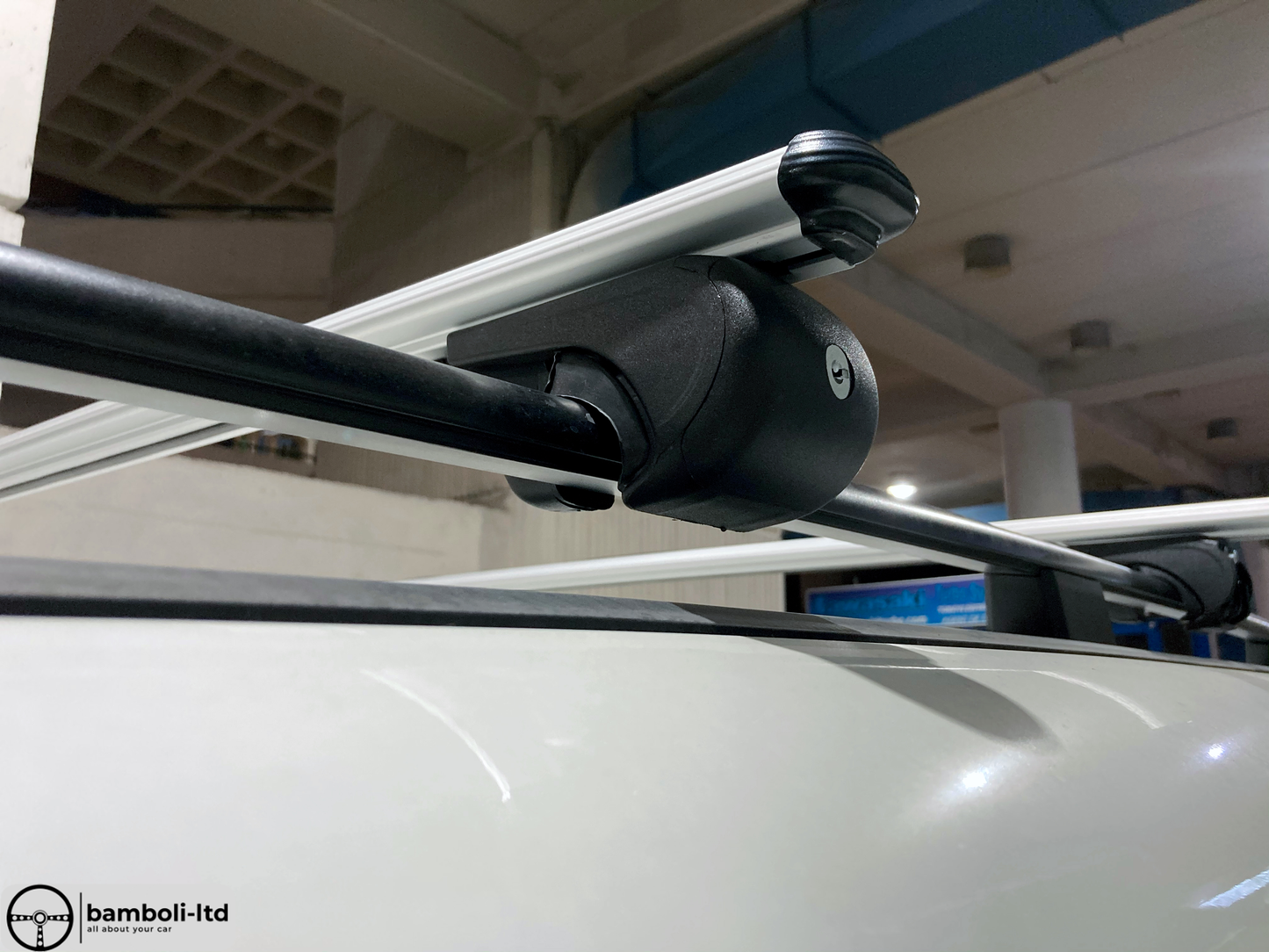 Silver Fit For Porsche Cayenne Top Roof Rack Cross Bars Rails Lockable 2010-