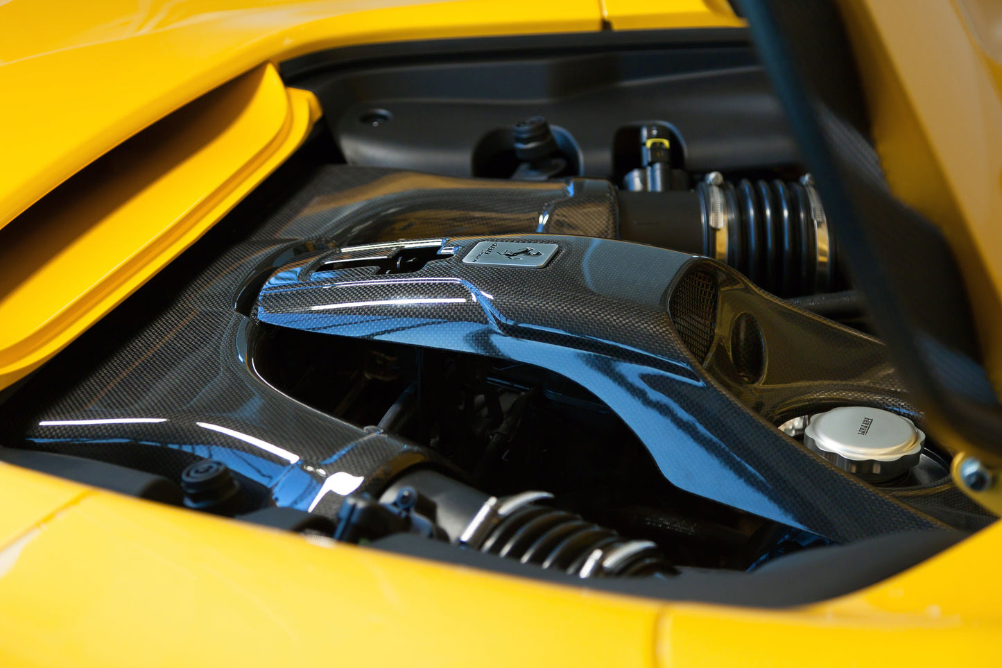 Ferrari 488/F8 - Carbon Fiber Lock Cover