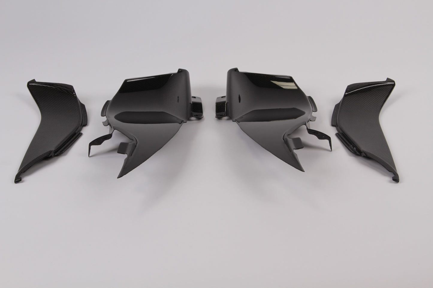 Ferrari F8 - Carbon Fiber Headlight Air Vents