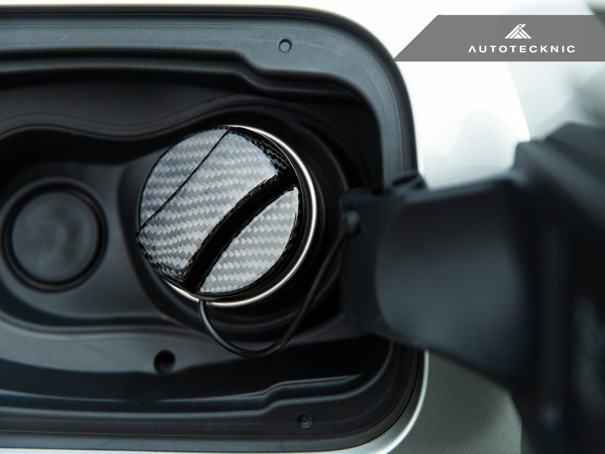 AutoTecknic Dry Carbon Competition Fuel Cap Cover - F22 2-Series