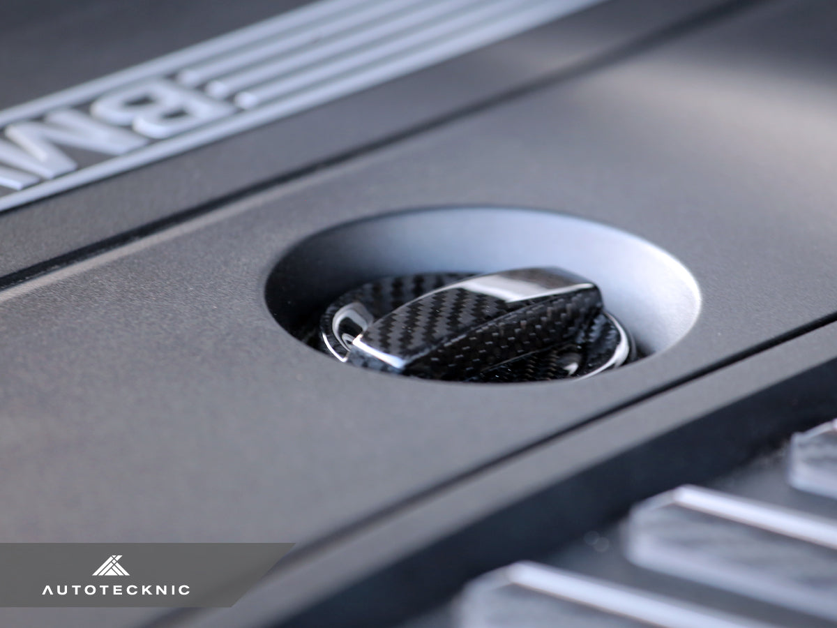 AutoTecknic Dry Carbon Competition Oil Cap Cover - G20 3-Series