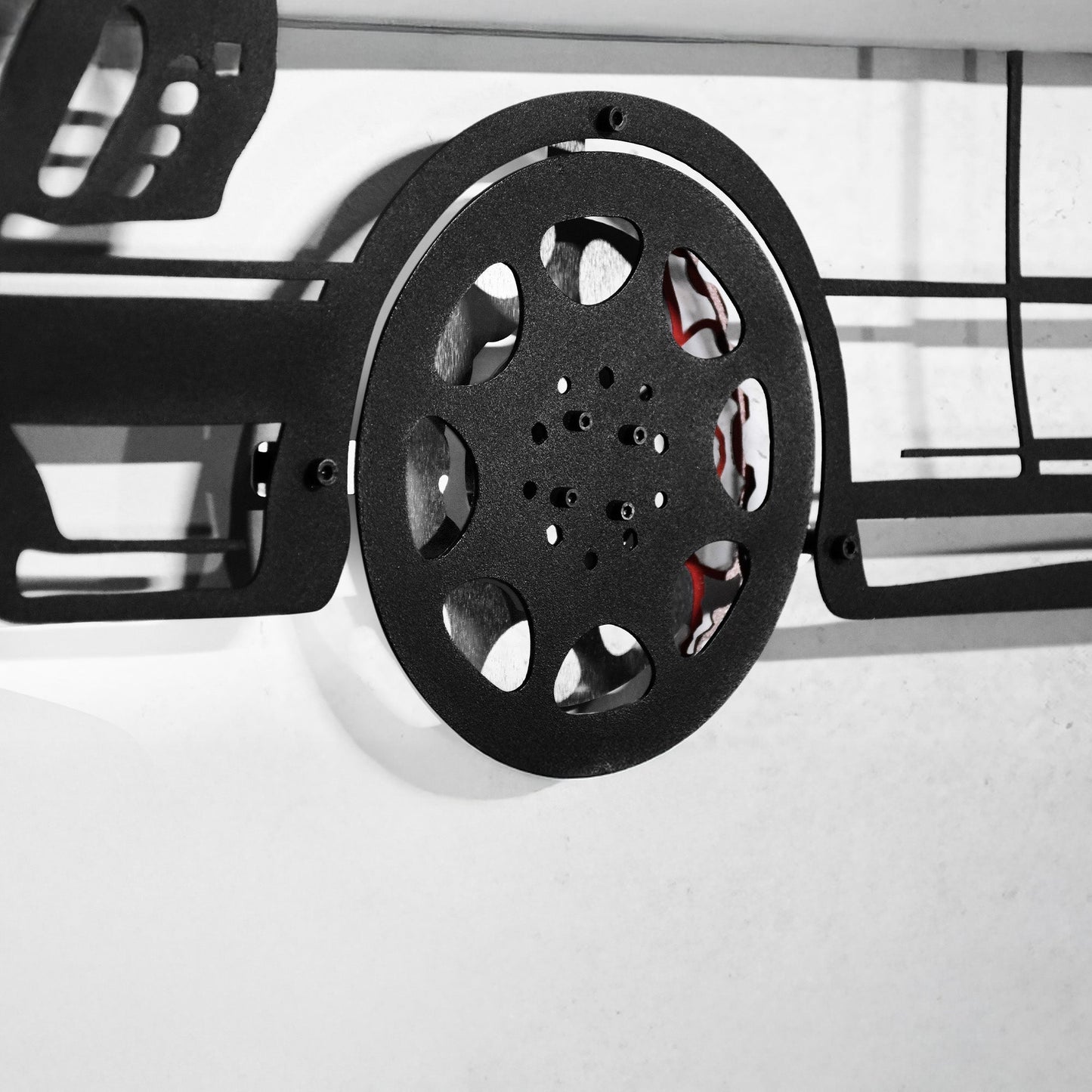 Mercedes W124 Wall Art – Classic Steel Silhouette with Spinning Wheels-KAFMEKA035