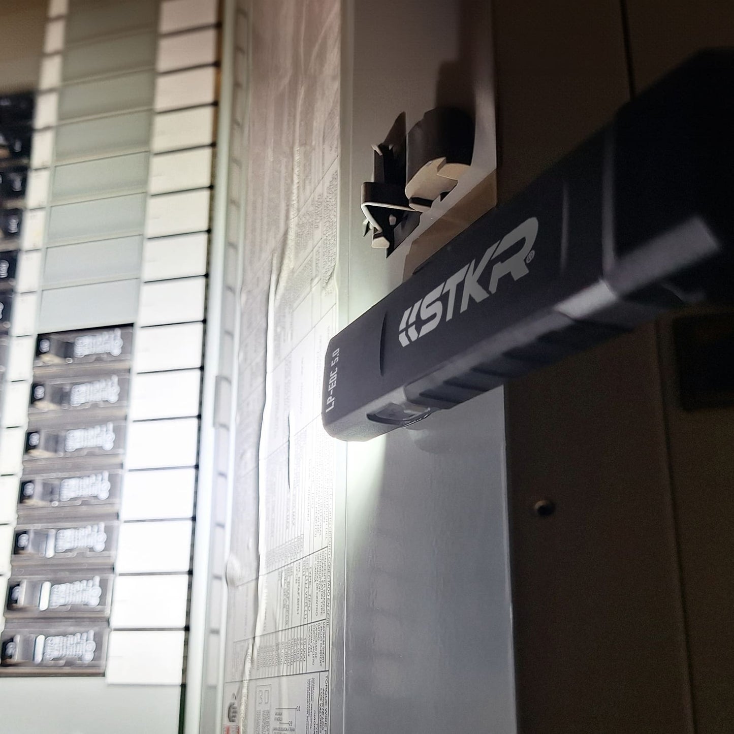 LP-EDC 5.0 Low Profile Everyday Carry Ultra-Thin Flashlight