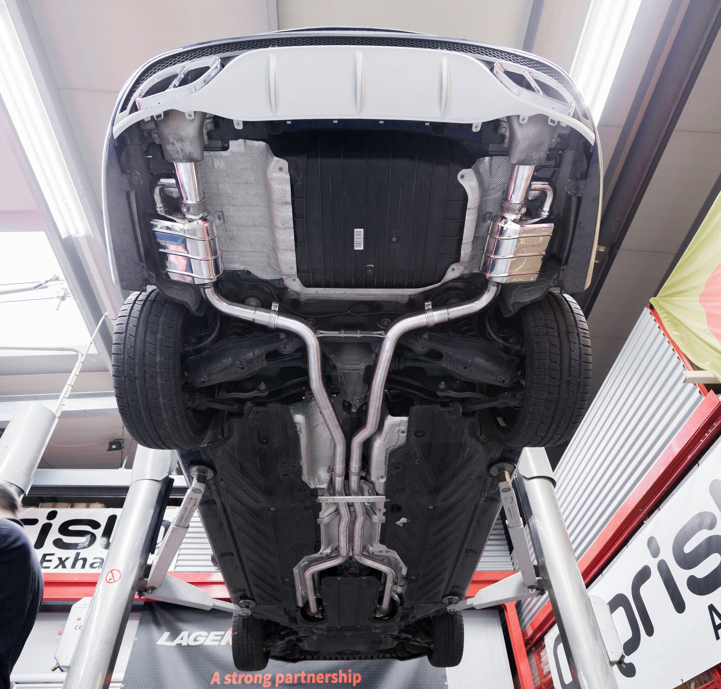 Mercedes AMG C43 (S205) - Valved Exhaust w MidPipes (CES3)