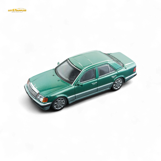 (Pre-Order) DCM 1/64 Benz 500E - Emerald 1/64