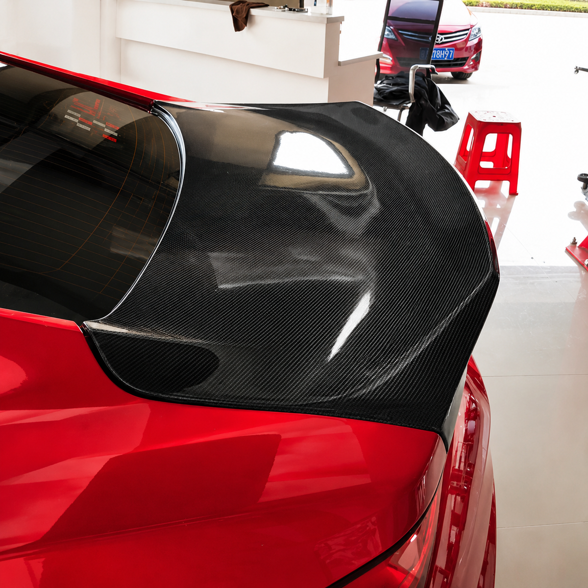 Carbon Fiber Trunk Lid With Ducktail Spoiler for Chevrolet Camaro