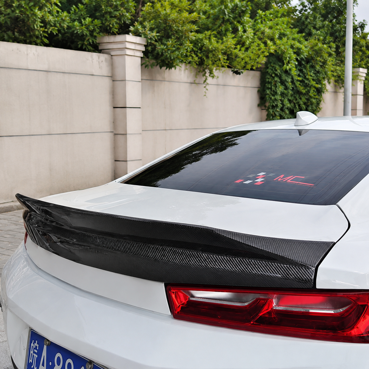 Carbon Fiber Trunk Lid With Ducktail Spoiler for Chevrolet Camaro