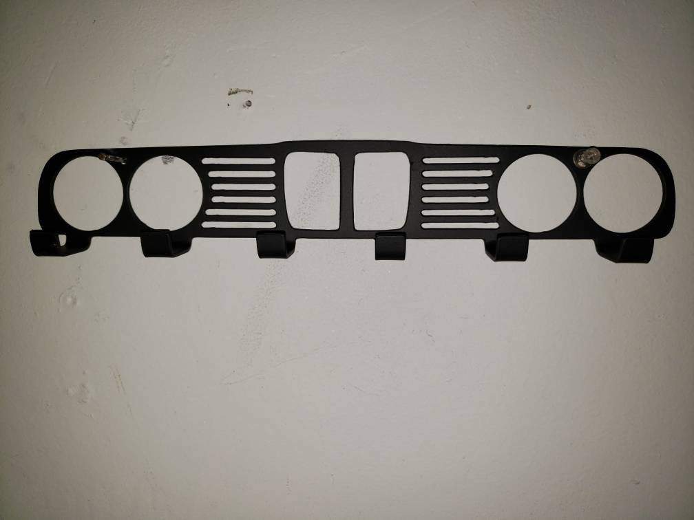 BMW E30 Grill Keychain Rack – Steel Wall Mounted Classic Euro Organizer