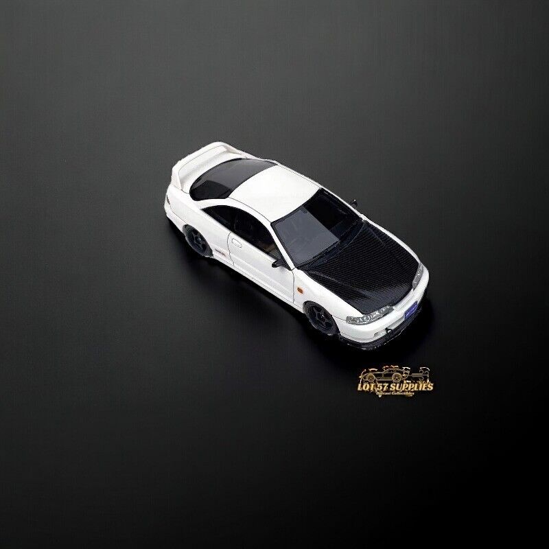 Nice Auto Honda Integra DC2 in White 1:64 Resin Limited to 399 Pcs