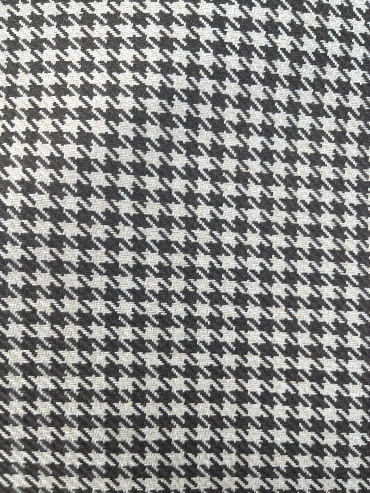Sitting Embossed Fabric Upholstery Pepita Houndstood for Porsche