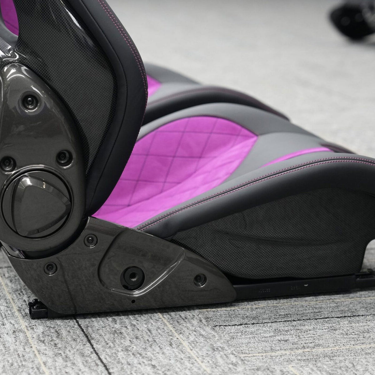 Alcantara Dry Carbon Fiber Racing Seats for Lamborghini Huracan STO Aventador Urus