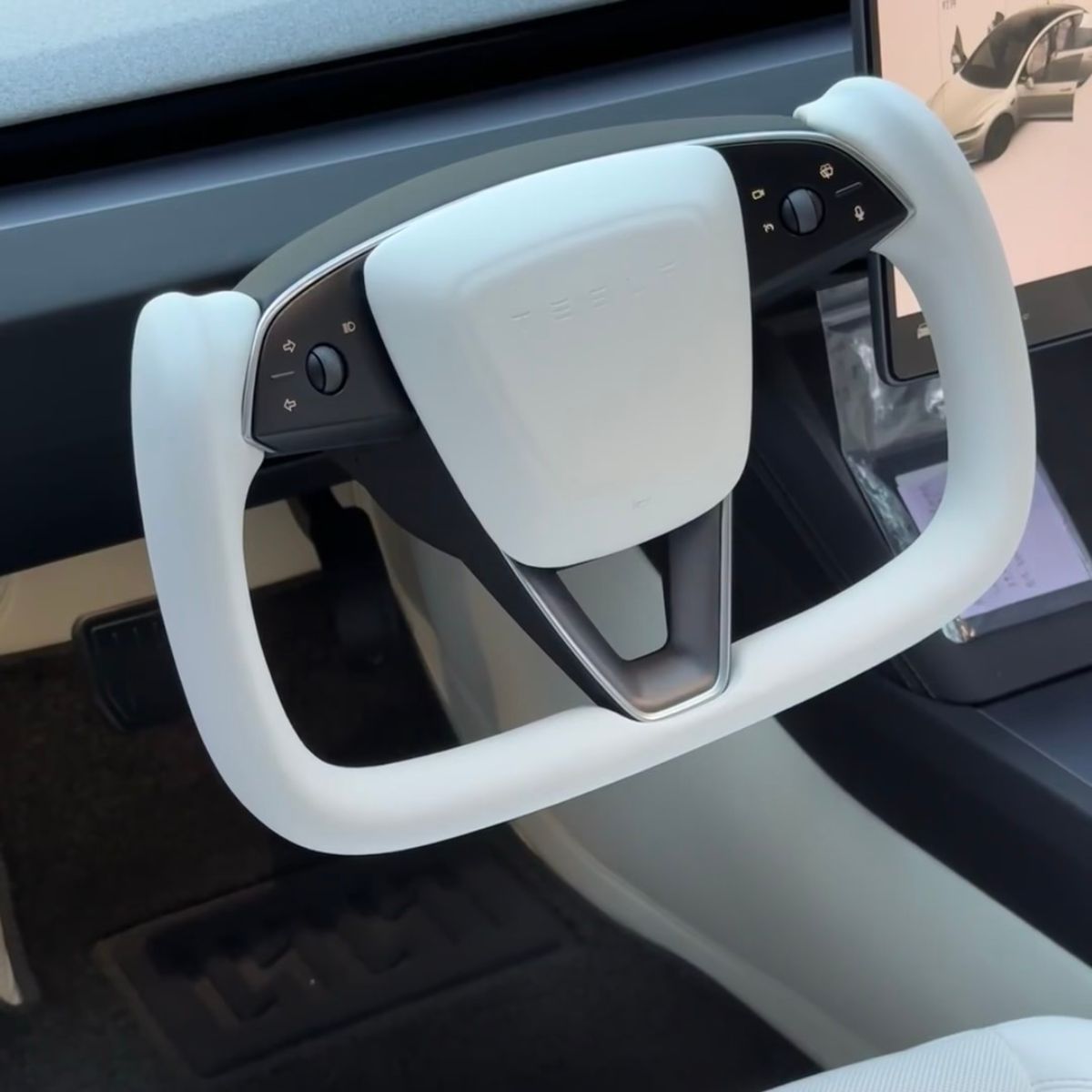 TESERY Model 3 Highland & Model Y Juniper Yoke Plaid Steering Wheel 【White Leather】