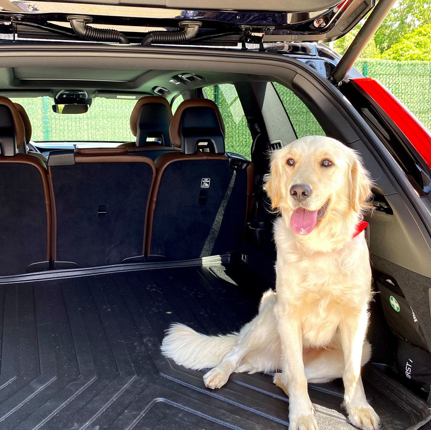 Vehicle Specific Rubber Trunk Mat Cargo Liner for Porsche Cayenne 2011 - Up