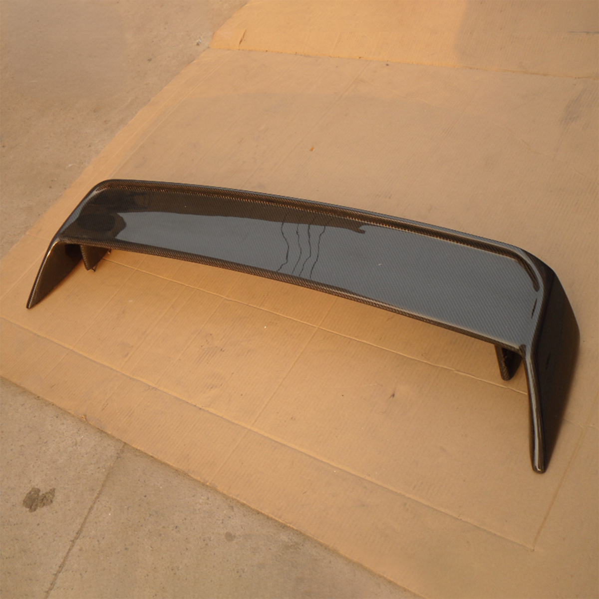 Carbon Fiber Rear Spoiler with 3K Twill Weave for Nissan Skyline GT-R R32 & Nissan Skyline R32 GTS